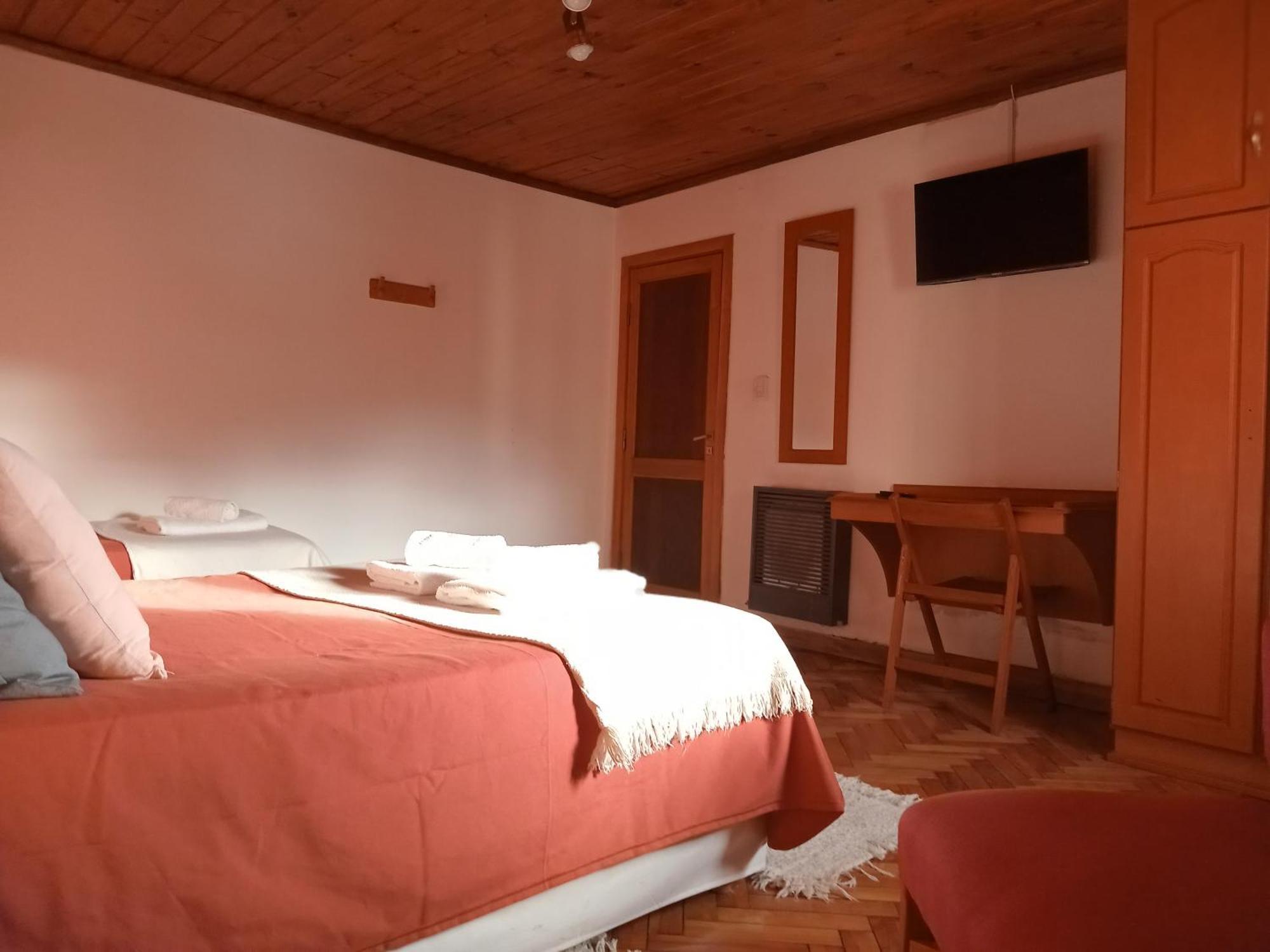 Hospedaje Amilcar Esquel Exteriér fotografie